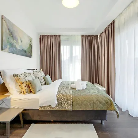 Urban White Oasis In Centre