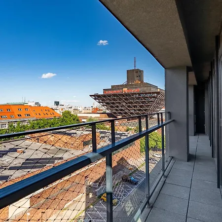 Urban White Oasis In Centre * براتسيلافا