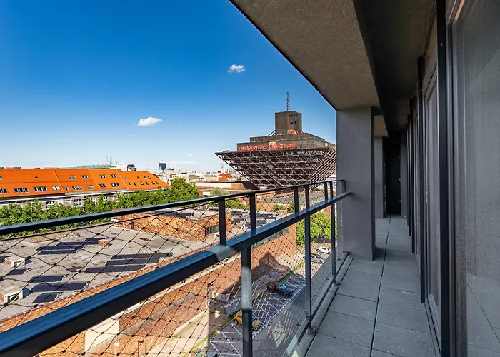 Urban White Oasis In Centre * براتسيلافا