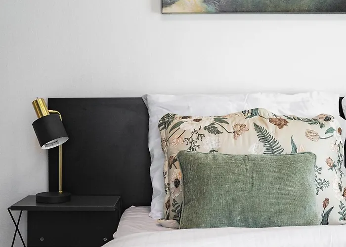 Urban White Oasis In Centre * براتسيلافا